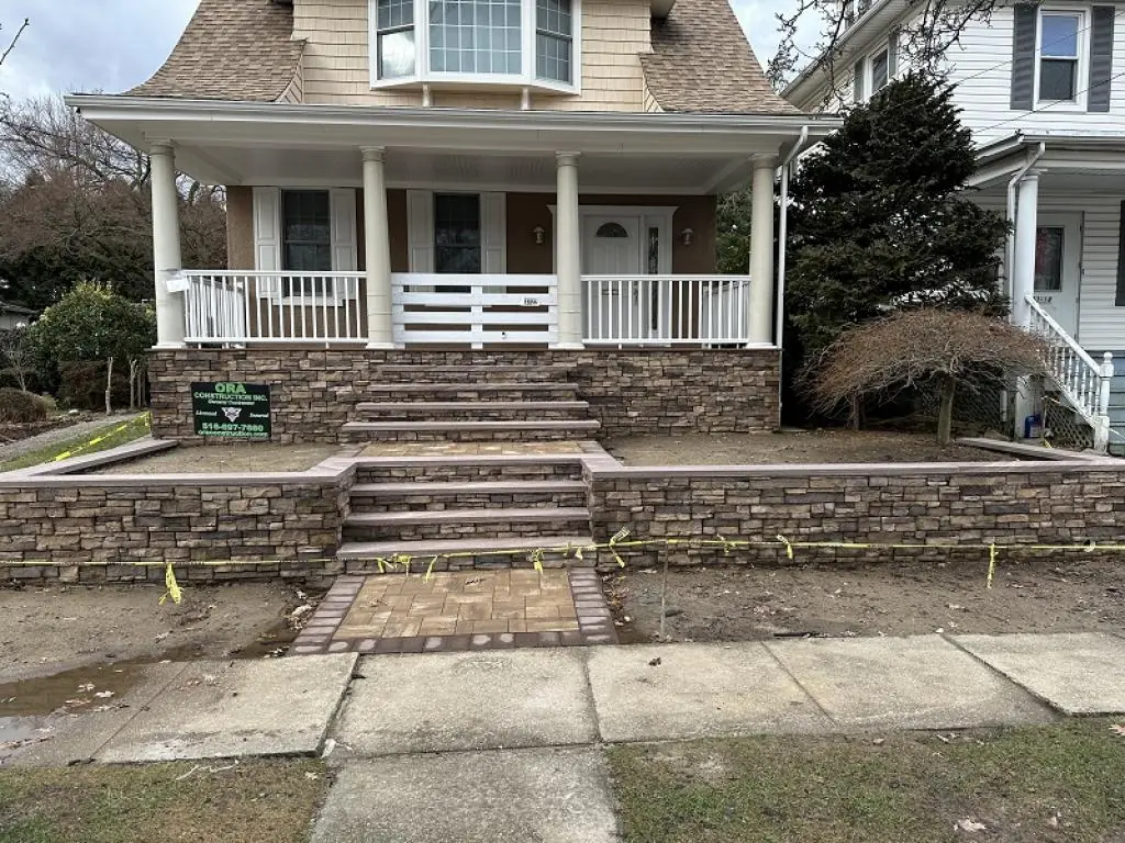 Masonry and paving on Long Island — stoop construction