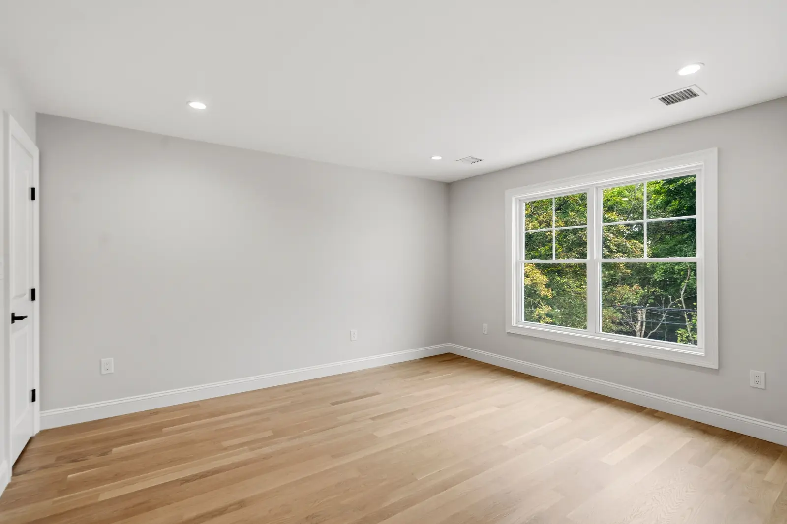 Syosset new construction — third bedroom