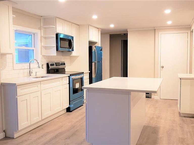 Kitchen remodel on Long Island — remodeling kitchen